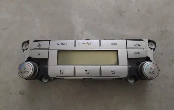 Ford Mondeo MK IV Climate control unit 6M2T18C612AH