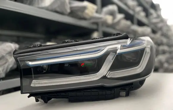 BMW 5 G30 G31 G38 Headlight/headlamp 9850587