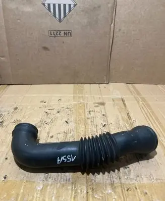Ford Fiesta Air intake duct part 2S619R504CD