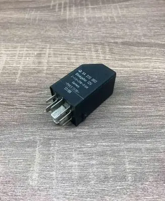 BMW 5 E34 Other relay 54220003