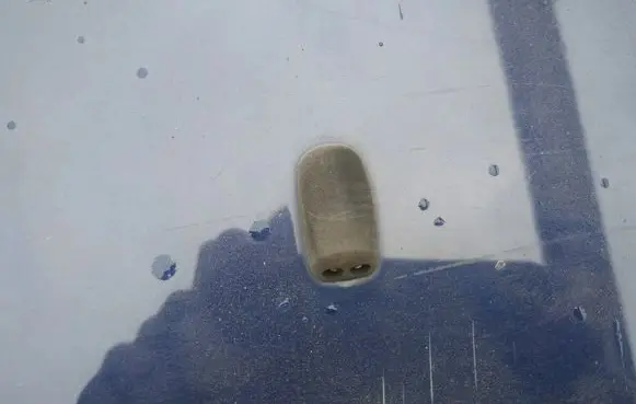 Ford Focus Windshield washer spray nozzle 