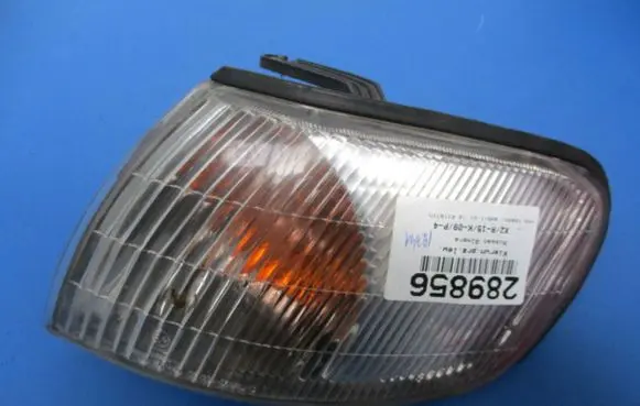 Nissan Almera Tino Front indicator light