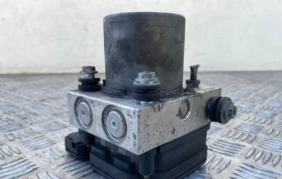Mercedes-Benz Sprinter W906 ABS Pump A9069005502 026595678 0265244414