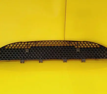 KIA Ceed Front bumper lower grill 86565-1H000