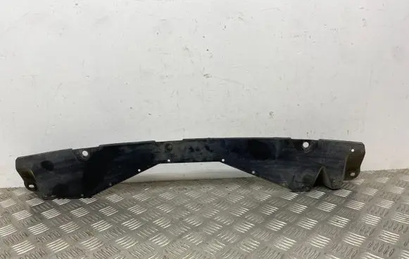 Toyota Verso Rear bumper underbody cover/under tray 583980F020