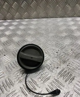 Toyota Corolla Verso E121 Fuel tank filler cap 