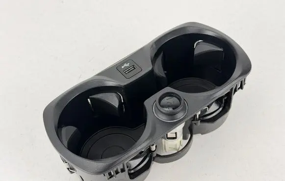 BMW i4 Cup holder front 83329001 3701351 6806803