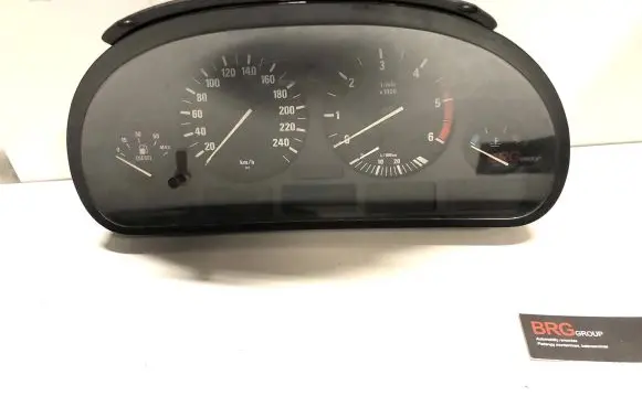 BMW 5 E39 Speedometer (instrument cluster) 62116914913 110008735135 110008735
