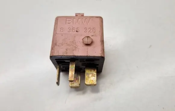 BMW 5 E39 Muffler pipe connector clamp 8365326