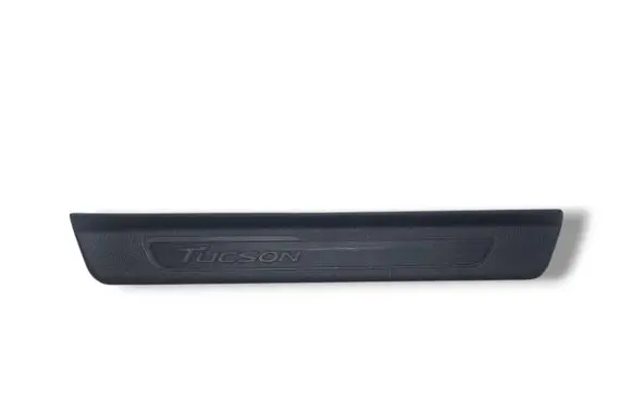 Hyundai Tucson TL Front sill trim cover 85883D7000