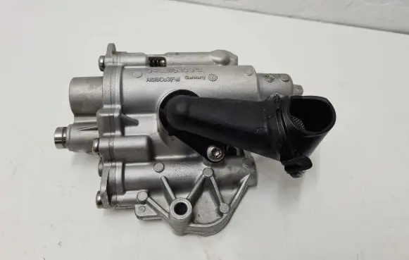 Volkswagen Golf Sportsvan Oil pump 04E115109E