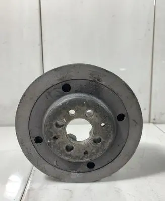 Volkswagen Golf IV Crankshaft pulley 038105243