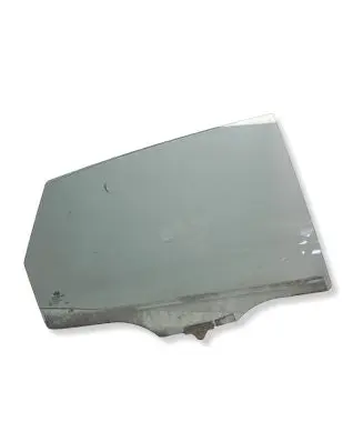 Hyundai i30 Rear door window glass 1234