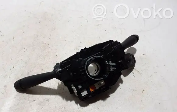 Peugeot 208 II Wiper turn signal indicator stalk/switch