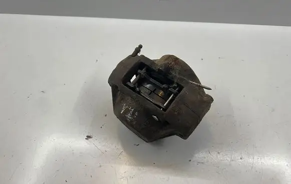 Mercedes-Benz W123 Front brake caliper