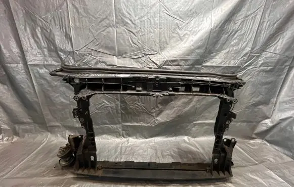 Audi A3 S3 A3 Sportback 8P Radiator support slam panel 8P0805588L