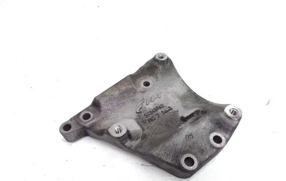 Fiat 500L Engine mounting bracket 55243761