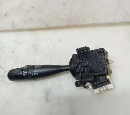 Toyota Yaris Indicator stalk 173681