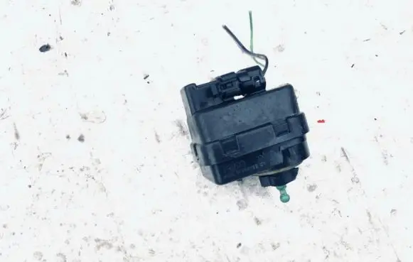 Renault Scenic I Headlight level adjustment motor m77008481
