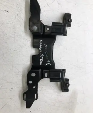 Mazda 3 III Other engine bay part