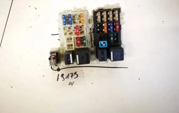 Ford Galaxy Fuse box set 6g9t14k131aa 6g9t-14k131-aa