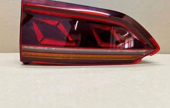 Volkswagen Touareg III Rear/tail lights 760945307C