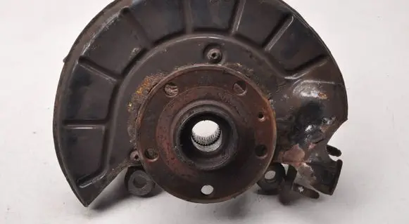 Audi Q3 8U Front wheel hub spindle knuckle 