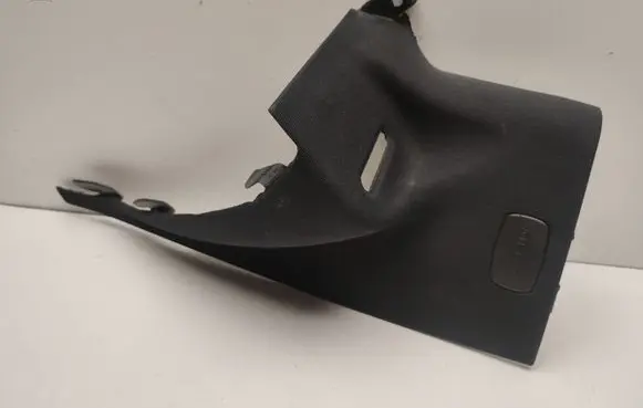 Mercedes-Benz E C207 W207 (D)pillar trim (top) A2076903025