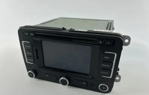 Volkswagen Beetle A5 Radio/CD/DVD/GPS head unit 3C8035279L
