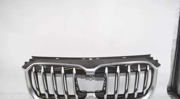 BMW X1 U11 Front bumper upper radiator grill 9880301 51139880301
