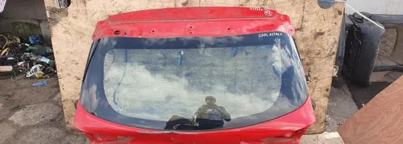 Opel Astra K Tailgate/trunk/boot lid 