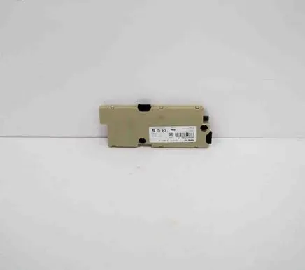 BMW 6 F12 F13 Aerial antenna amplifier 9267085