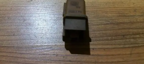 Nissan Primera Other relay 25230c9963 20617h