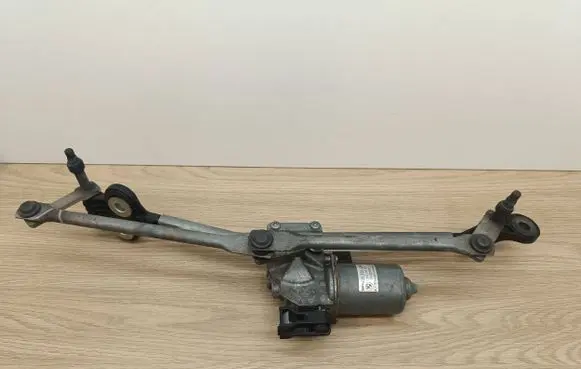 BMW X5 E70 Front wiper linkage and motor 7200536 405155 4013N