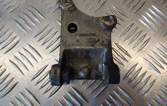 Renault Espace III Fuel pump bracket 8200016867