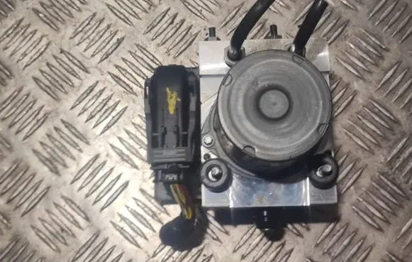 Land Rover Discovery 4 - LR4 ABS Pump FH222C405