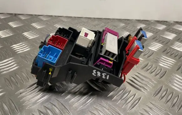 Audi A7 S7 4G Fuse module 8K0937545B