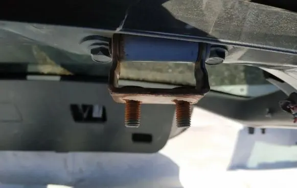 Toyota Corolla E120 E130 Tailgate/trunk/boot hinge