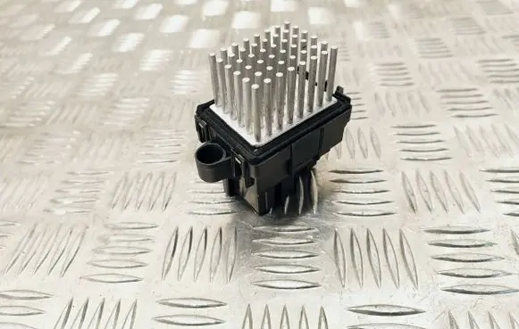 Ford Focus Heater blower motor/fan resistor G3GH19E624AA S076847190 G3GH19E624