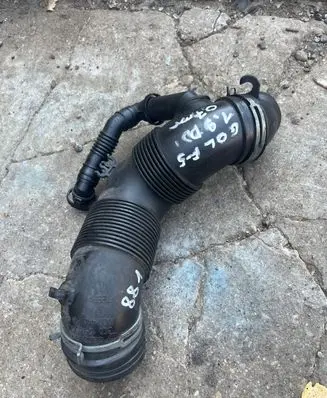 Volkswagen Golf V Intercooler hose/pipe