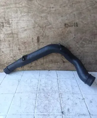 Volvo V70 Intercooler hose/pipe 8624887 7321