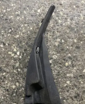 Mazda 3 II Windshield trim BBM451PB1