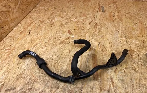Volkswagen Golf VII Engine coolant pipe/hose 5Q0122109J