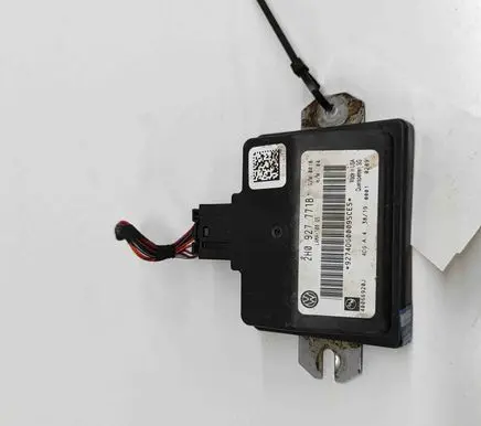 Volkswagen Amarok Gearbox control unit/module 2H0927771B