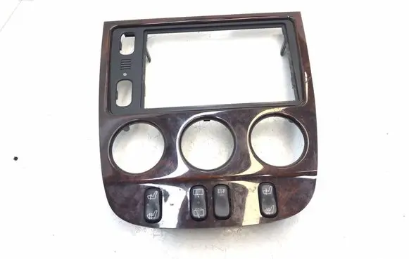 Mercedes-Benz ML W163 Radio/GPS head unit trim 