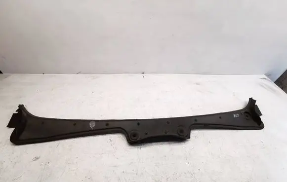 BMW 5 E60 E61 Top upper radiator support slam panel 74850610