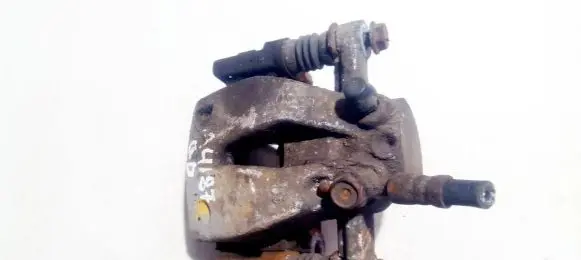 Toyota Avensis T250 Rear brake caliper 0204y01338