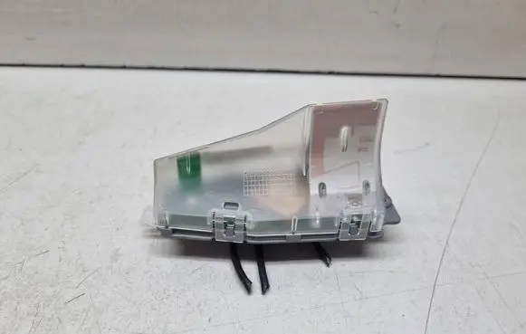 BMW 2 F46 Aerial GPS antenna 9350089