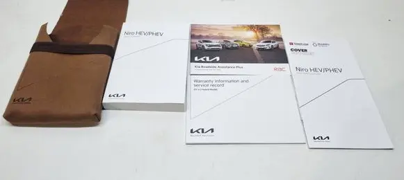 KIA Niro Owners service history hand book 