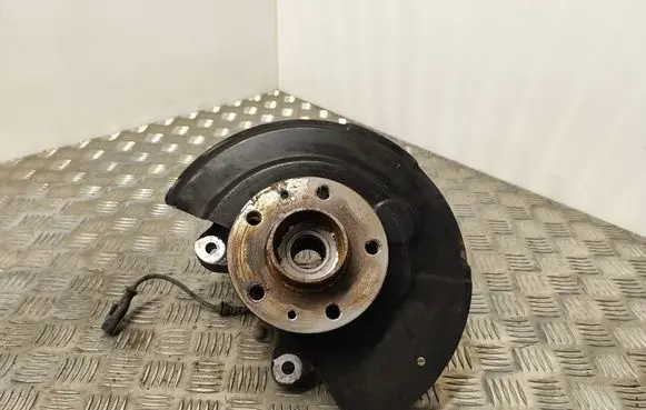 Renault Espace V (RFC) Front wheel hub 13143148r
